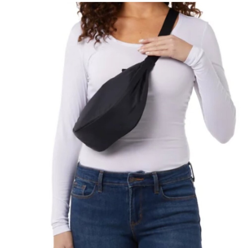 32 Degrees Unisex Crossbody Bag
